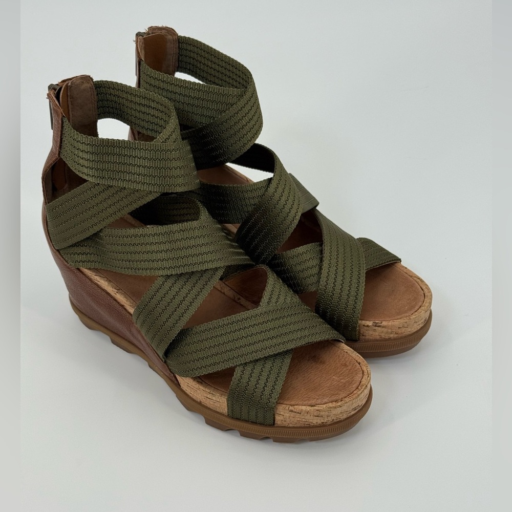 SOREL Joanie II Leather Modern Olive Green Wedge Heeled Sandal Stretch Straps - Picture 7 of 17